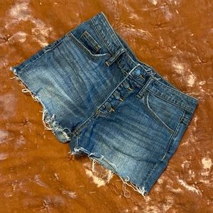 Universal Thread Button Front Shorts